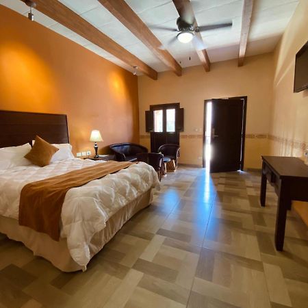 Hotel Real De Los Álamos Extérieur photo