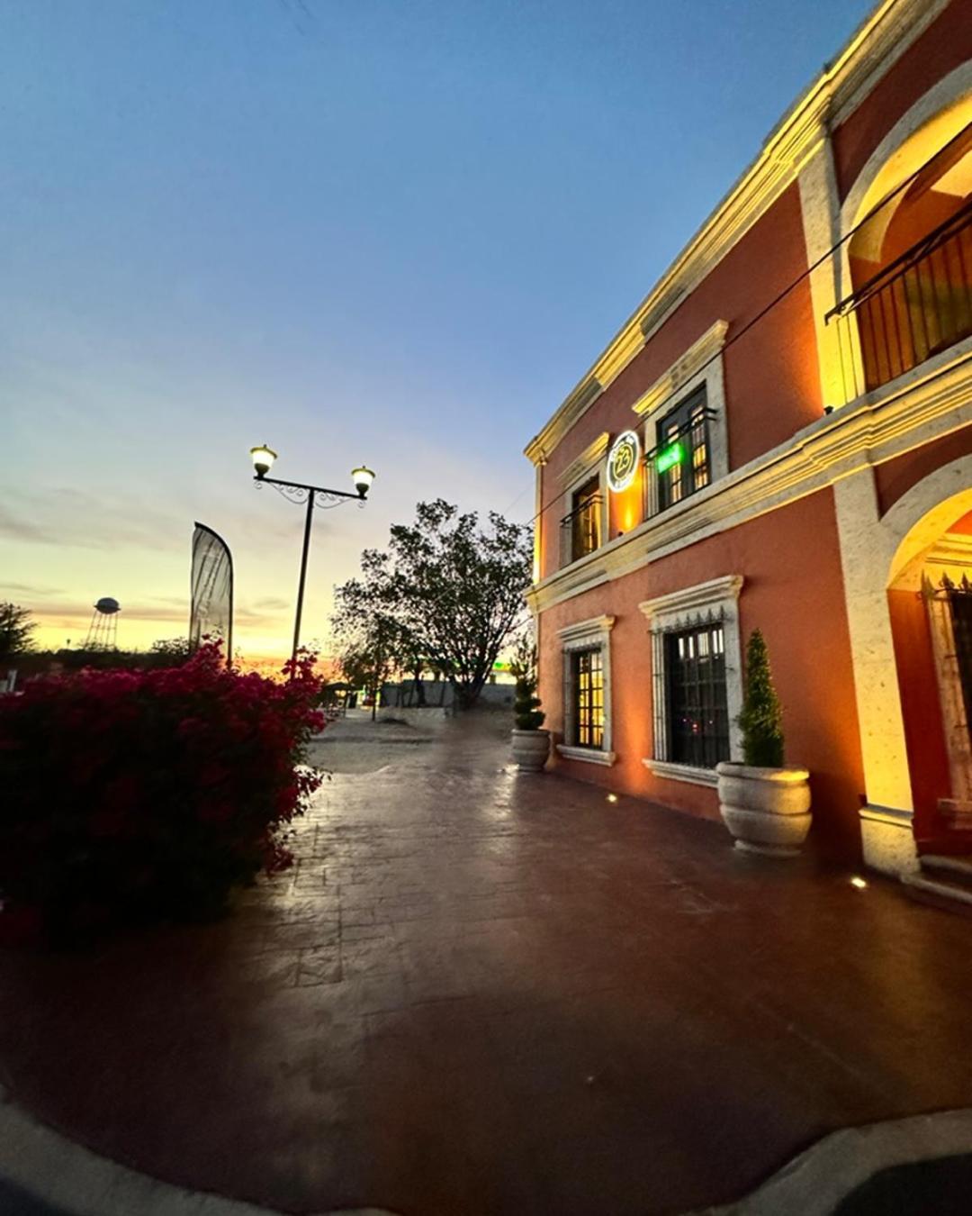 Hotel Real De Los Álamos Extérieur photo